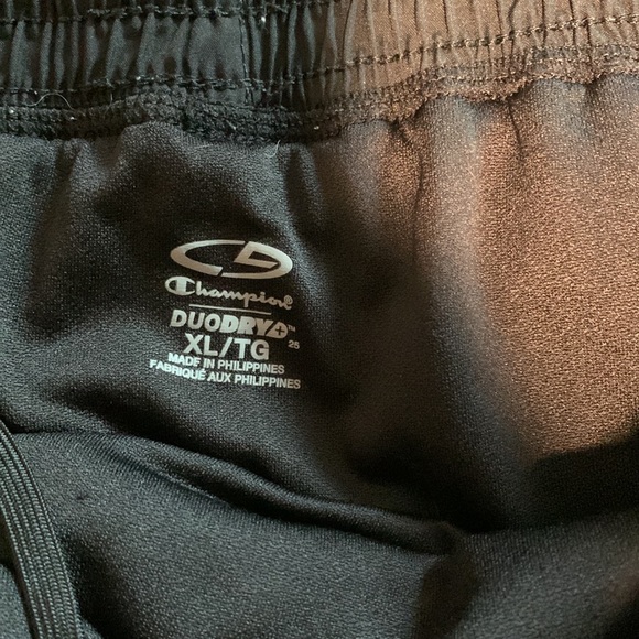 Set of 4 Athletic Shorts 3-XL 1-Lg - Picture 7 of 9